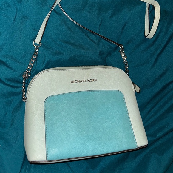 Michael kors crossbody bag - Picture 1 of 3